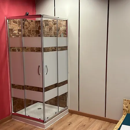 住宿加早餐酒店 Purplespa *